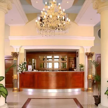 & Hotel 3*